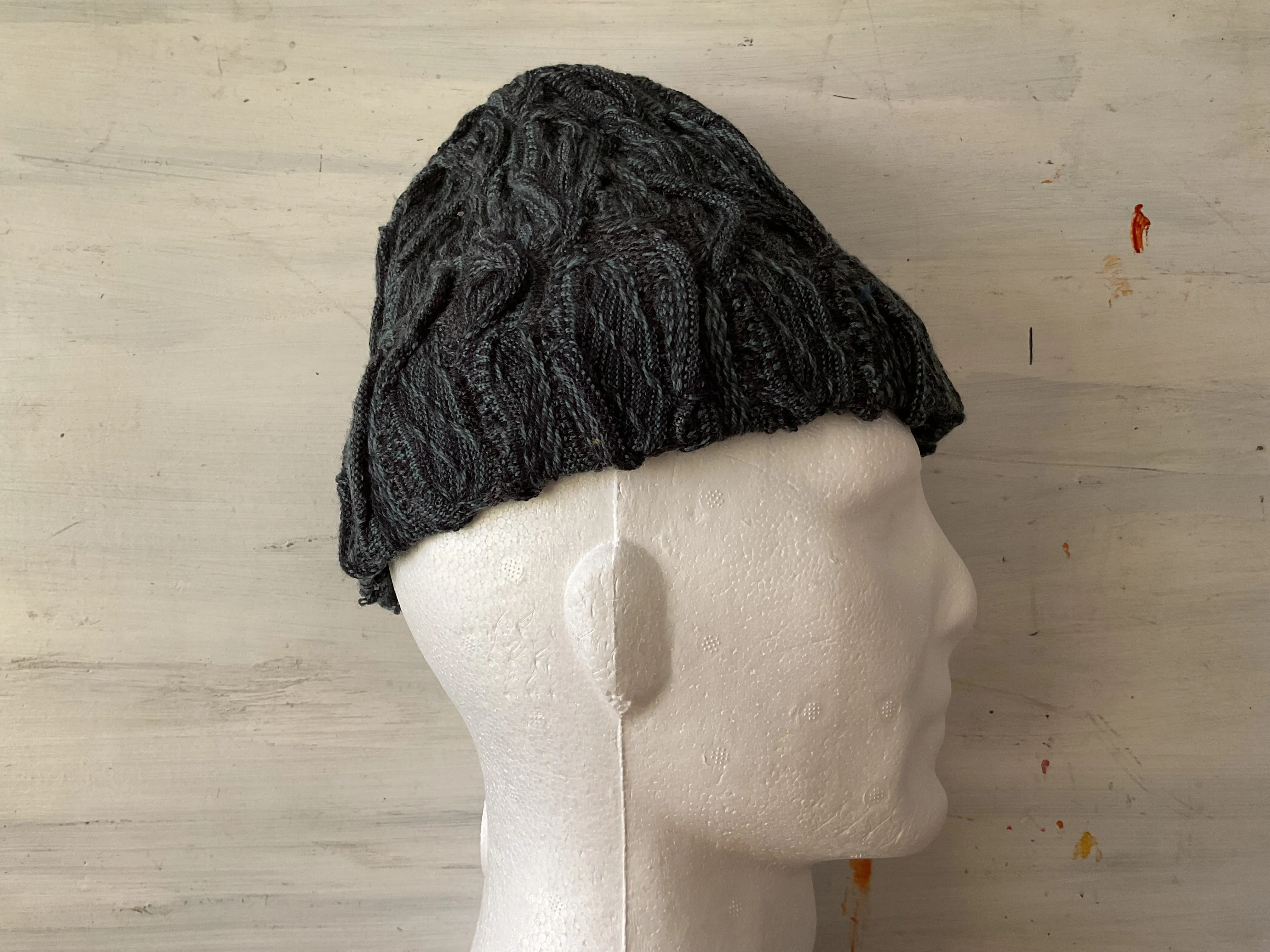 GECCU Wave Grey Marle 3D-Knitted Merino Wool Beanie - Stylish and Warm